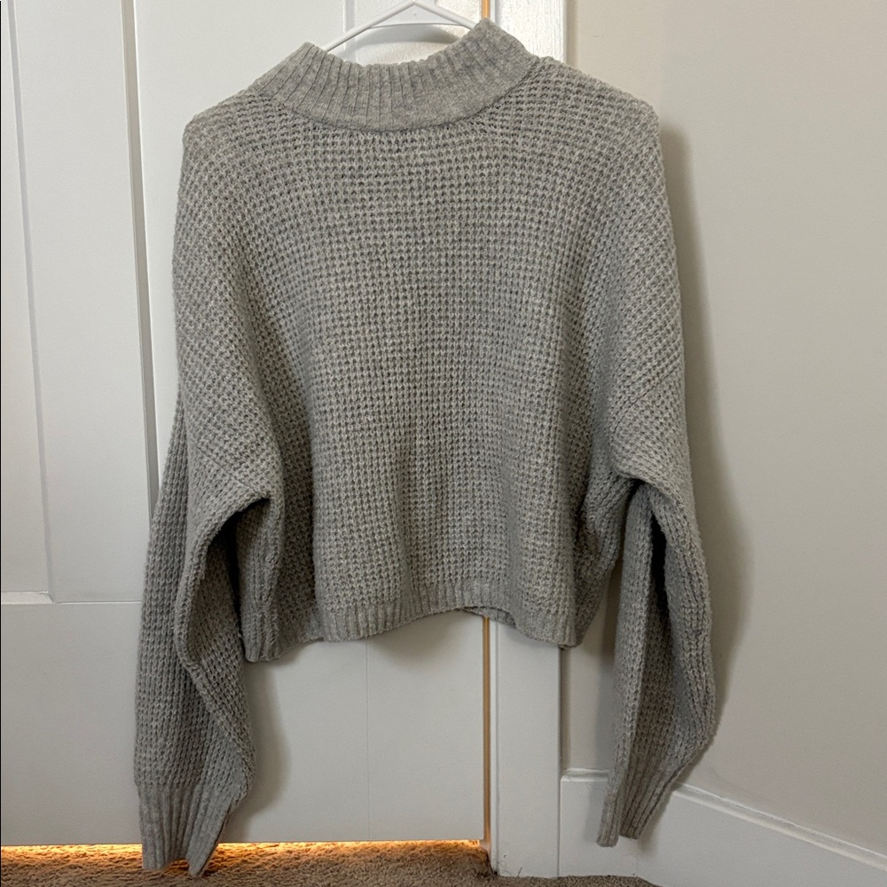 Hollister knit mockneck sweater